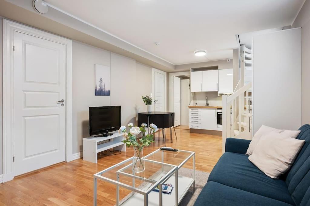 New! Modern City Apt: Central W/ Private Entrence Берген Экстерьер фото